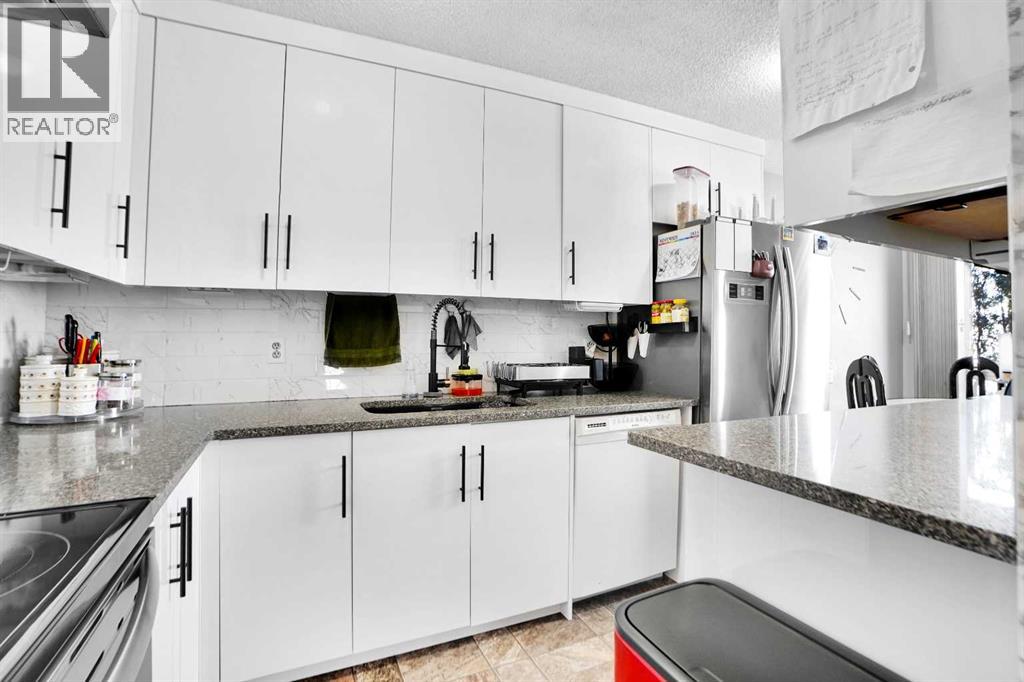 Single Family House Bi-level for Sale in  Whitworth Way NE Whitehorn Calgary 