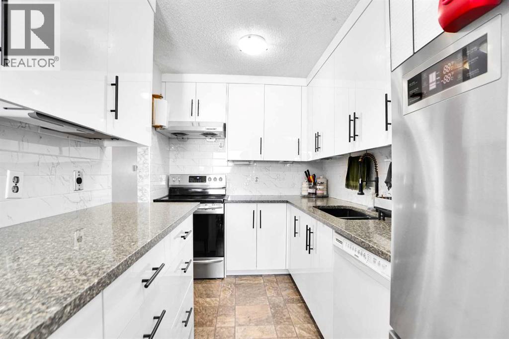 Single Family House Bi-level for Sale in  Whitworth Way NE Whitehorn Calgary 