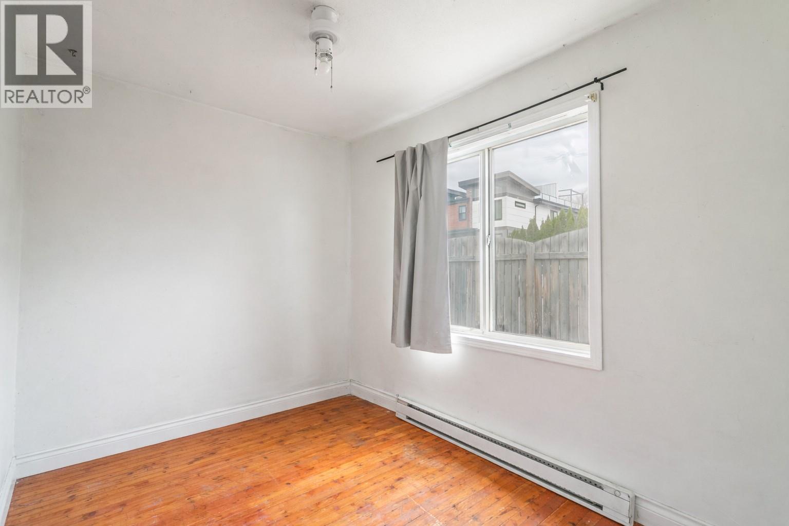 2293 Woodlawn Street, Kelowna