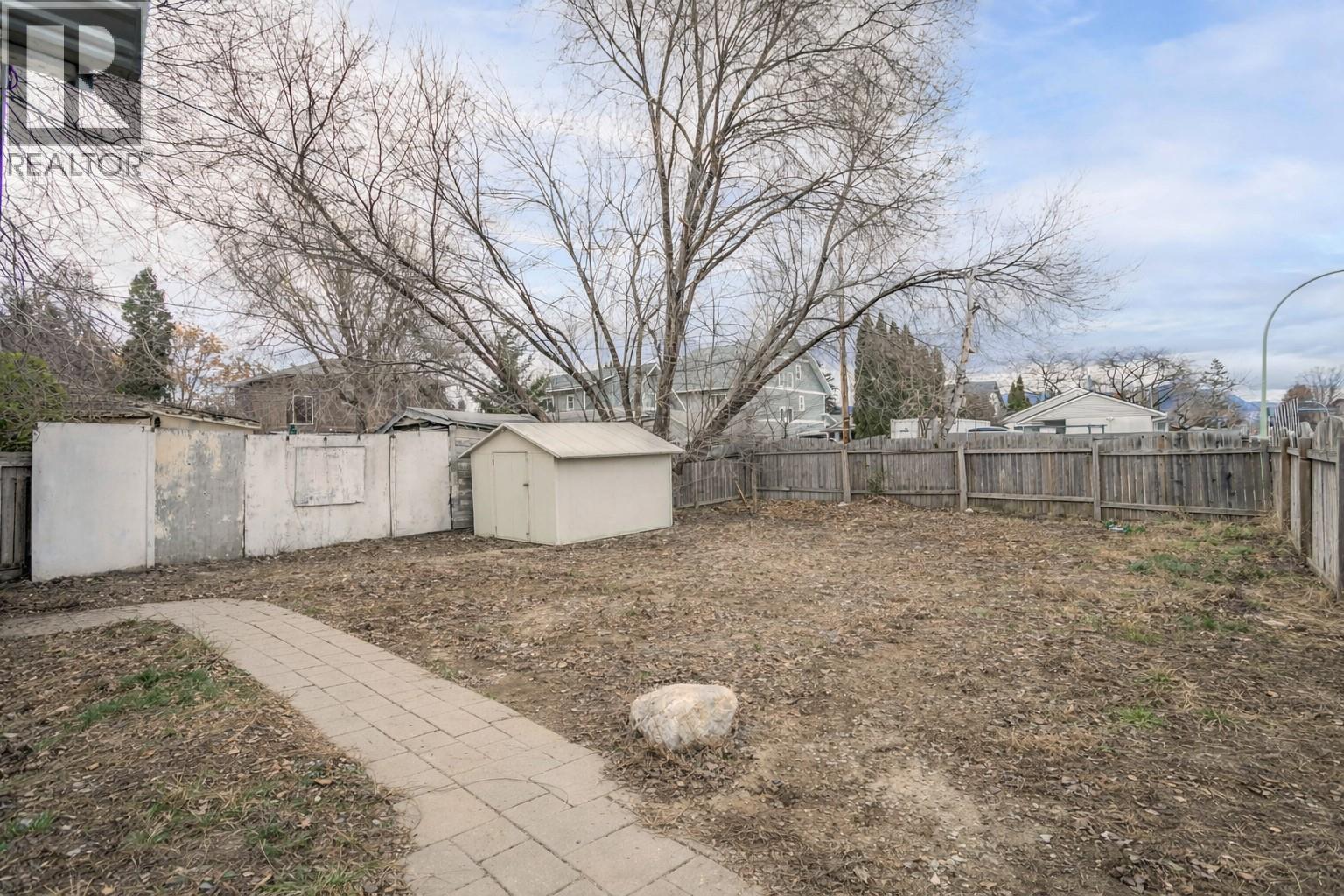 2293 Woodlawn Street, Kelowna