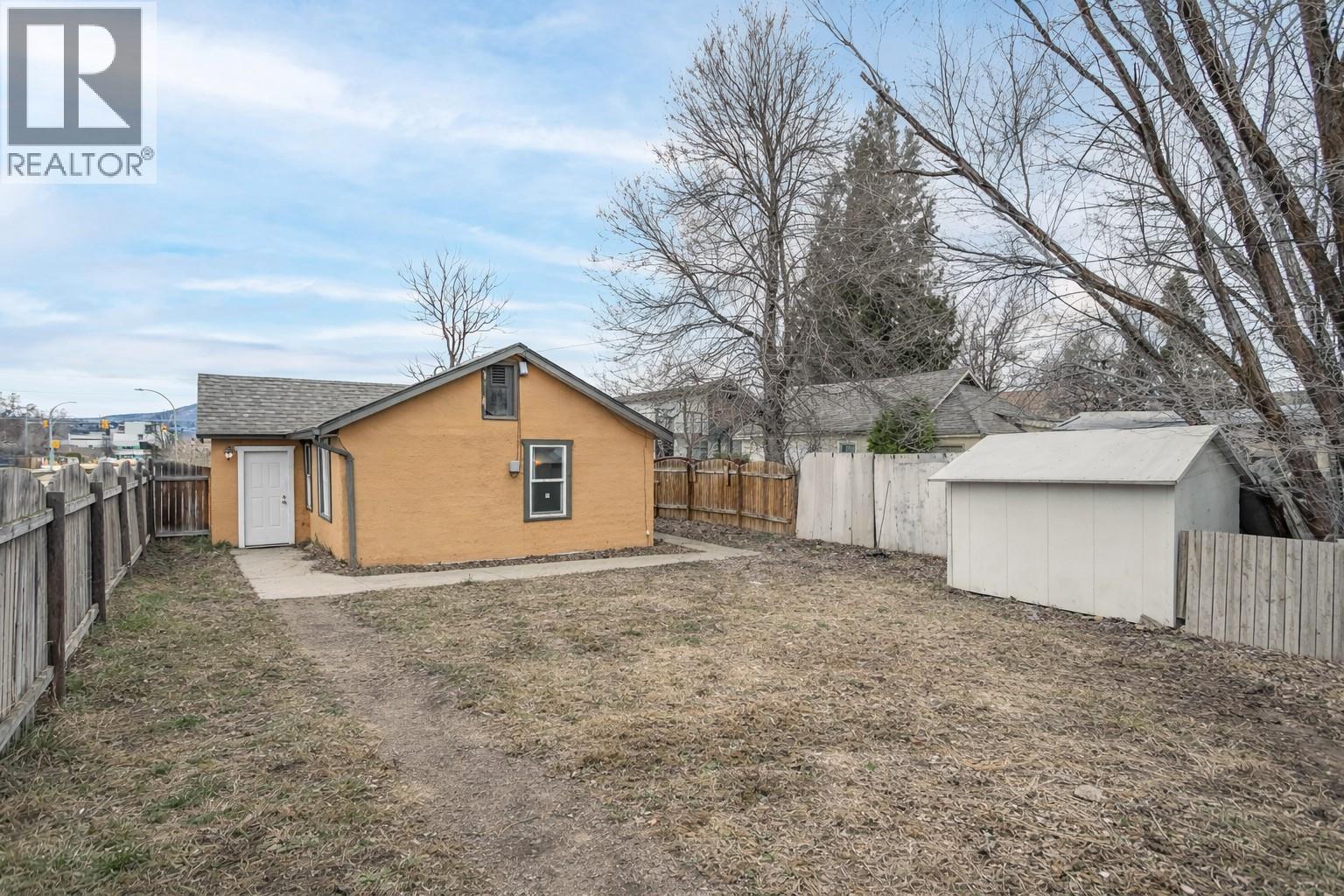 2293 Woodlawn Street, Kelowna