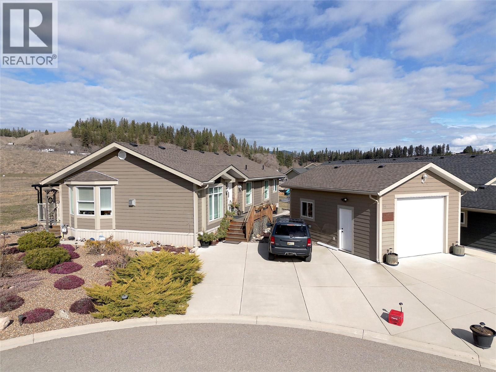 #89-12560 Westside Road, Vernon