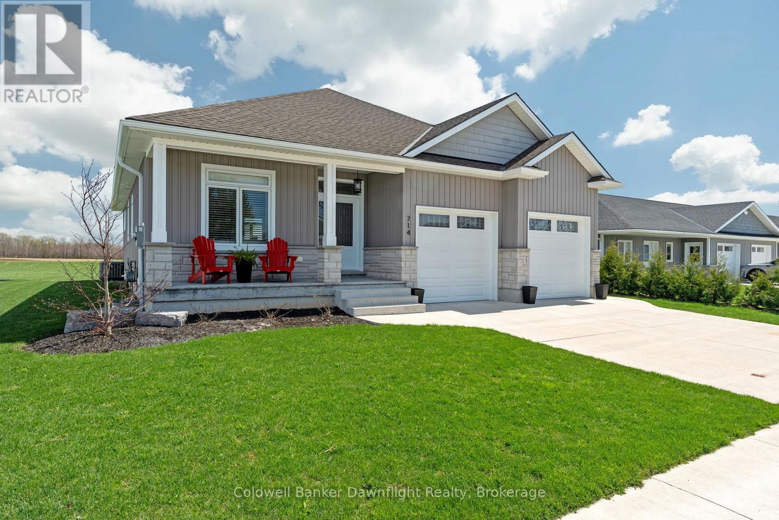 714 GLORIA STREET - 1