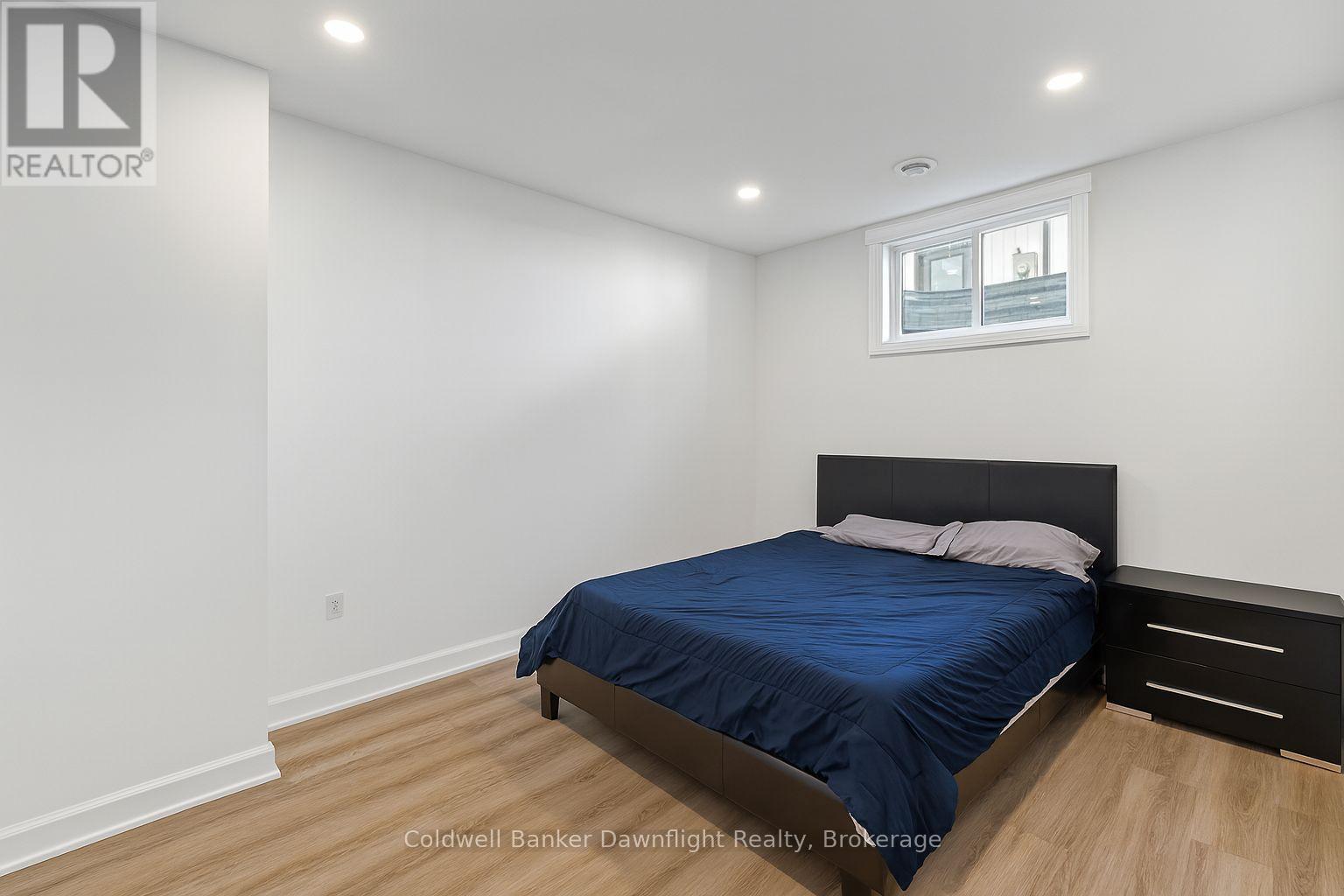714 GLORIA STREET - 38