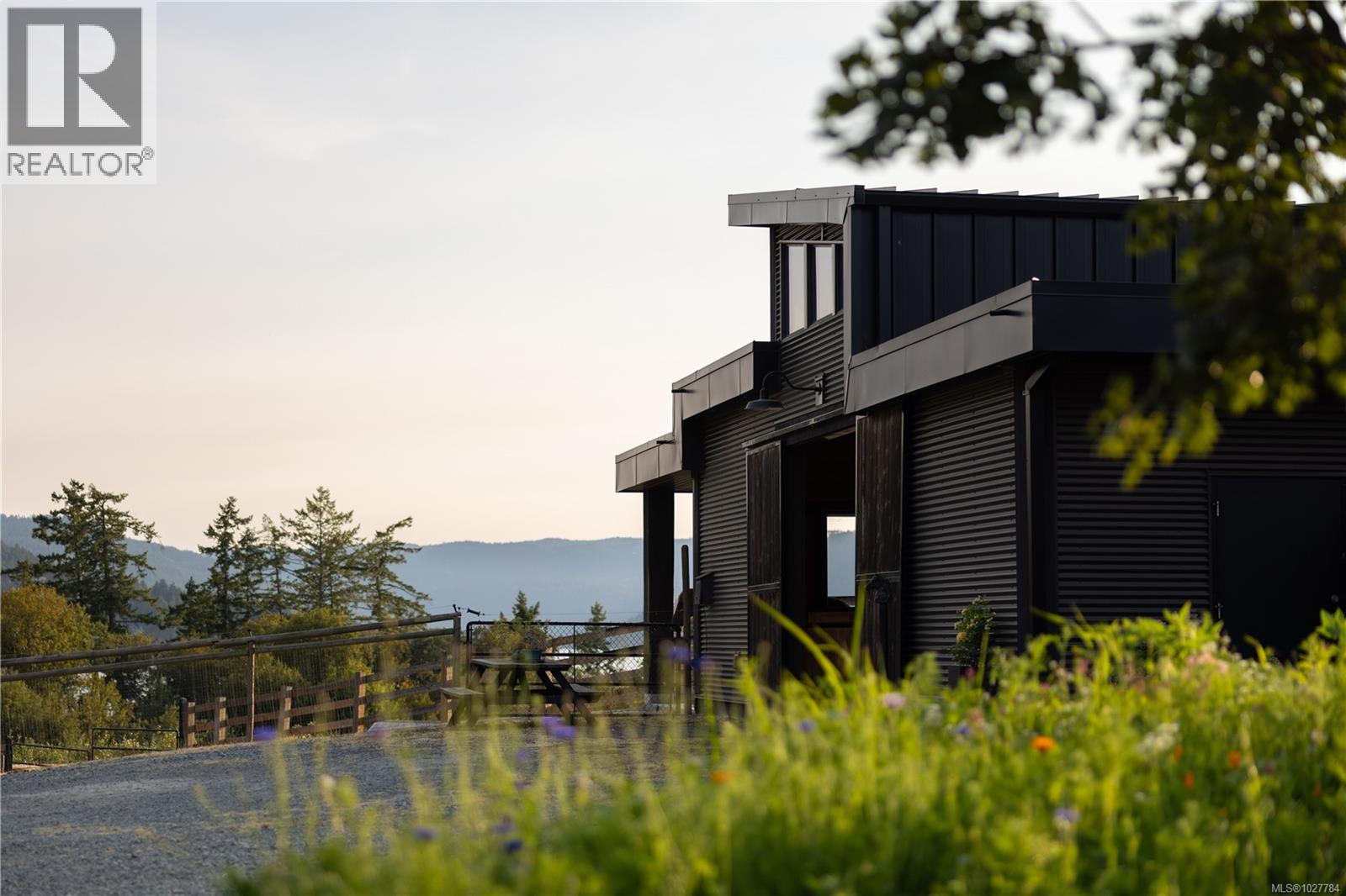  7756 West Saanich Road, Central Saanich