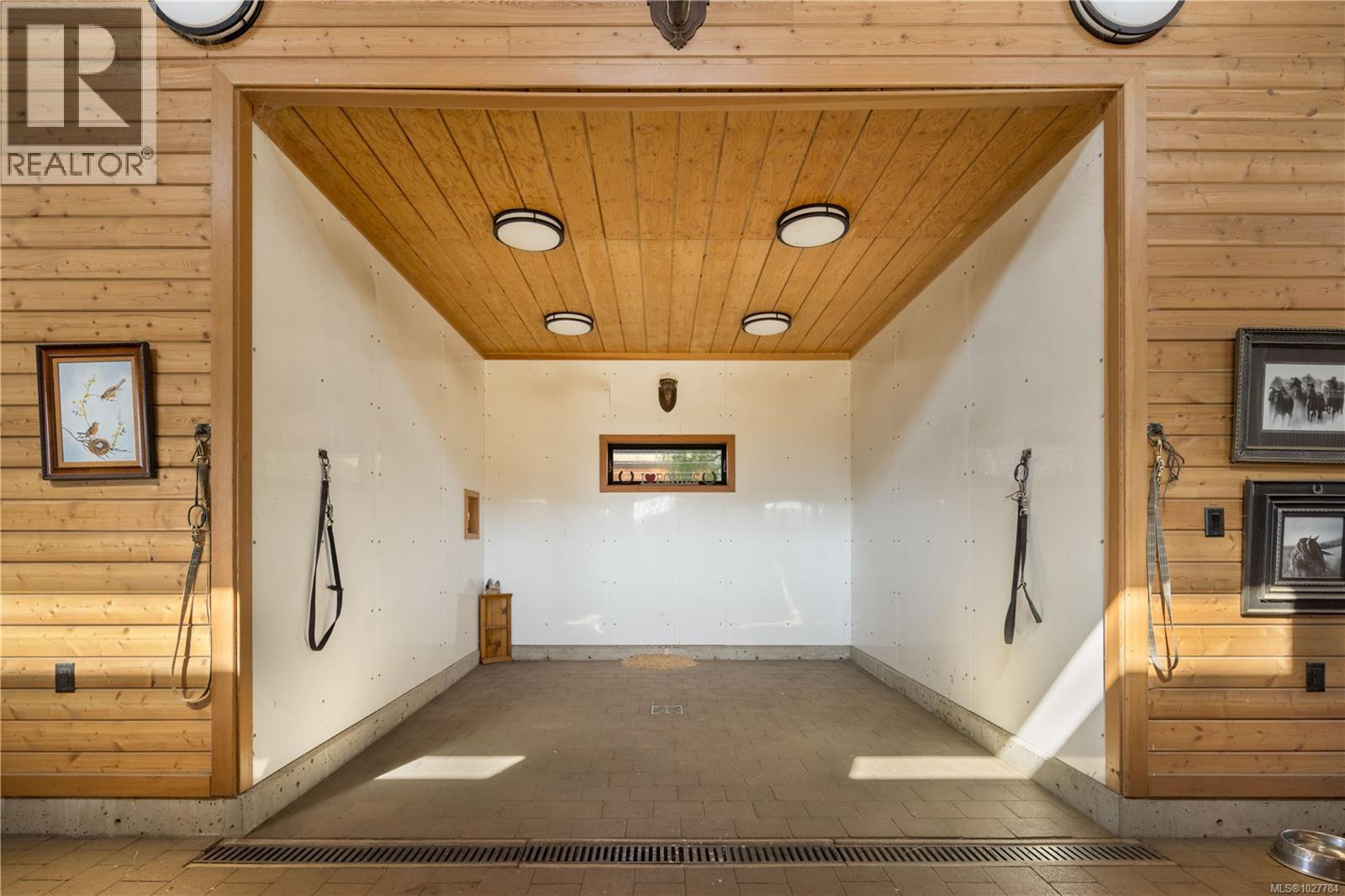  7756 West Saanich Road, Central Saanich