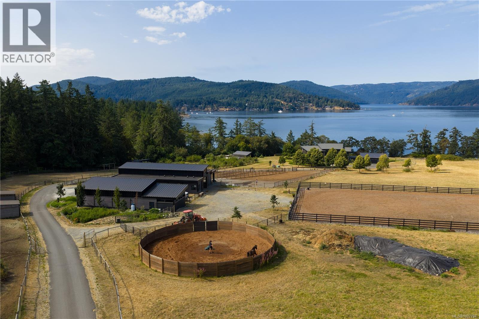  7756 West Saanich Road, Central Saanich