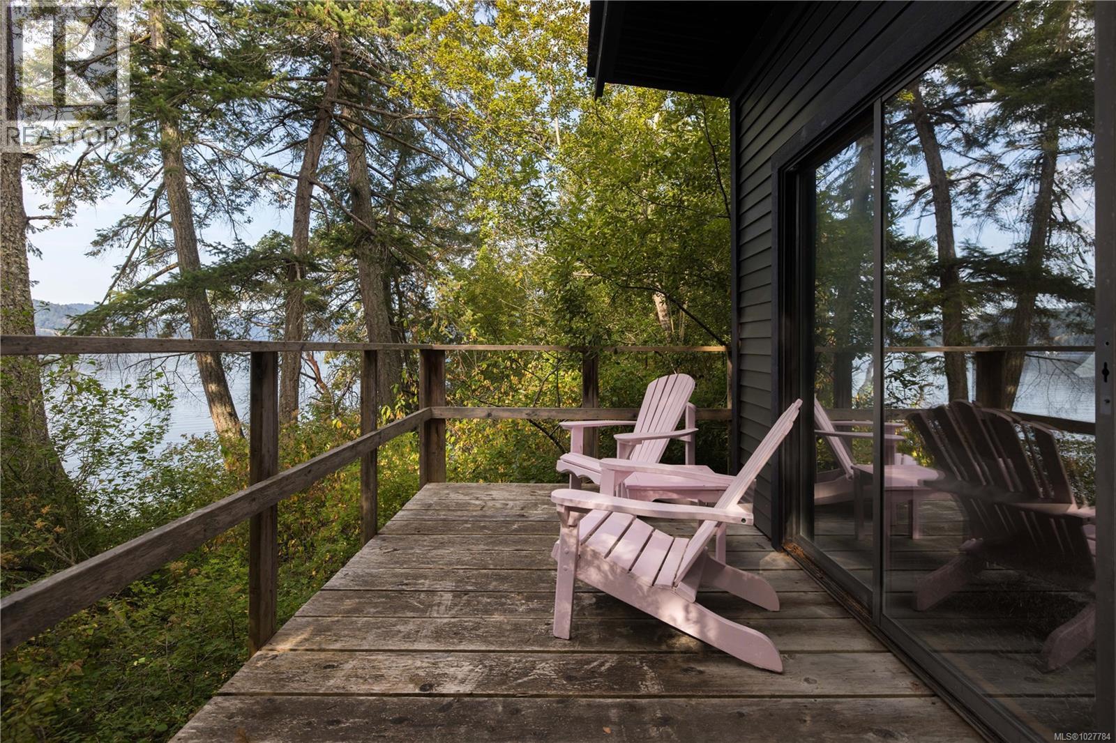  7756 West Saanich Road, Central Saanich