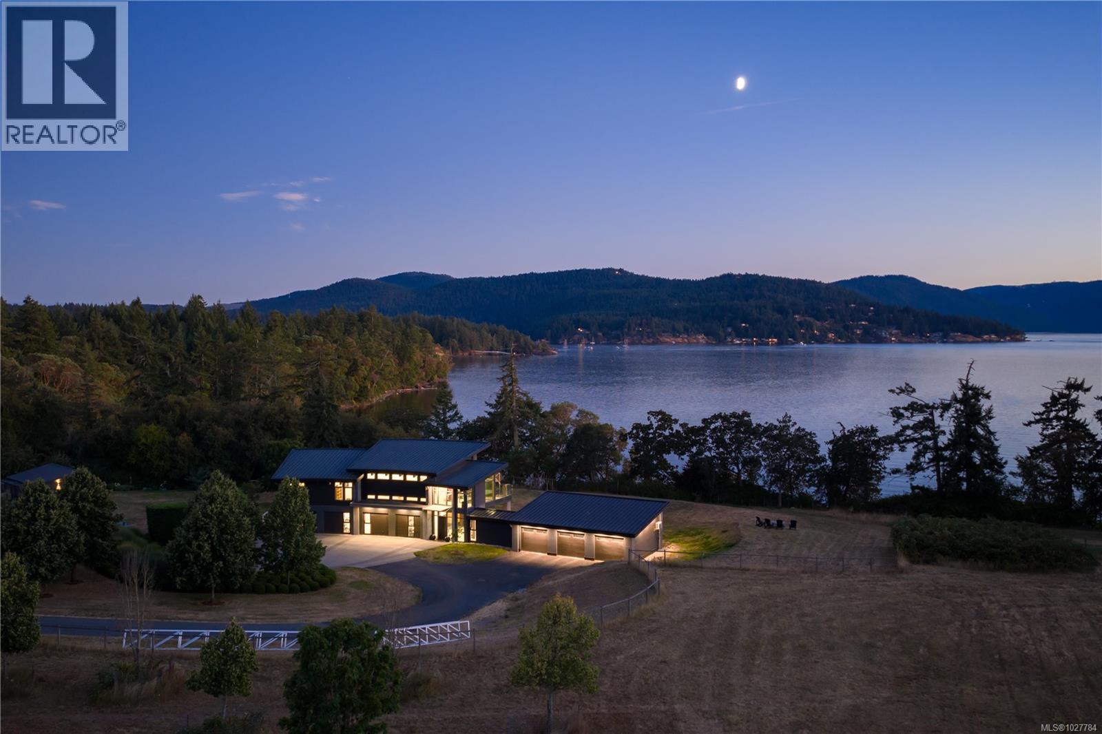  7756 West Saanich Road, Central Saanich