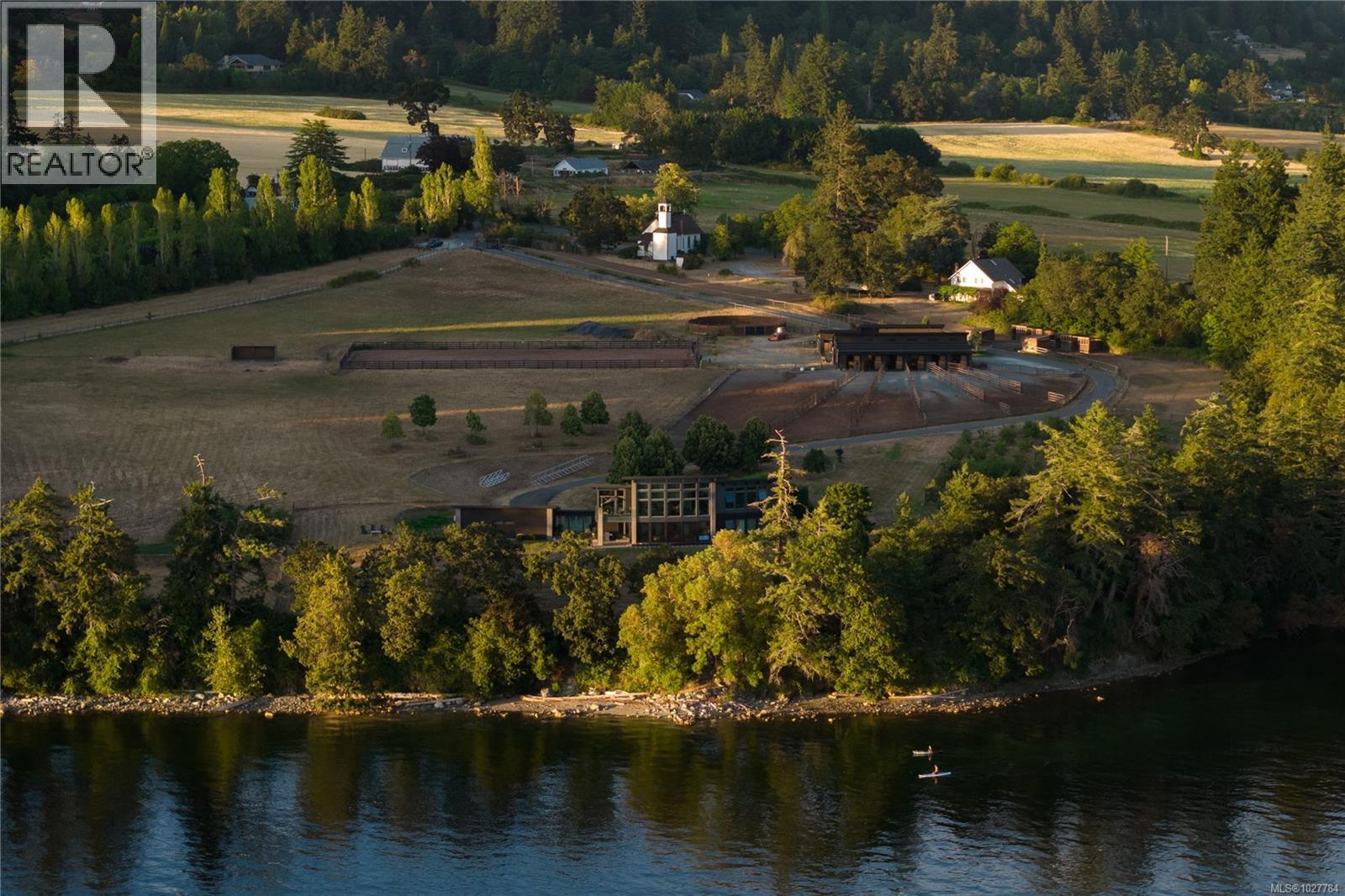  7756 West Saanich Road, Central Saanich