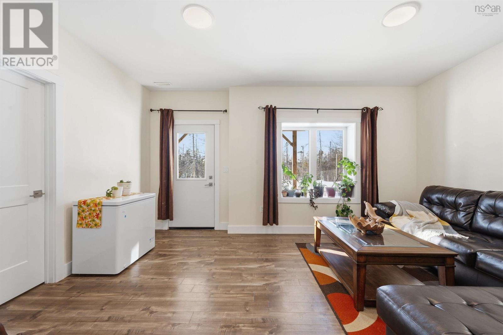 Property 38 of 46 of 45 Talus Avenue