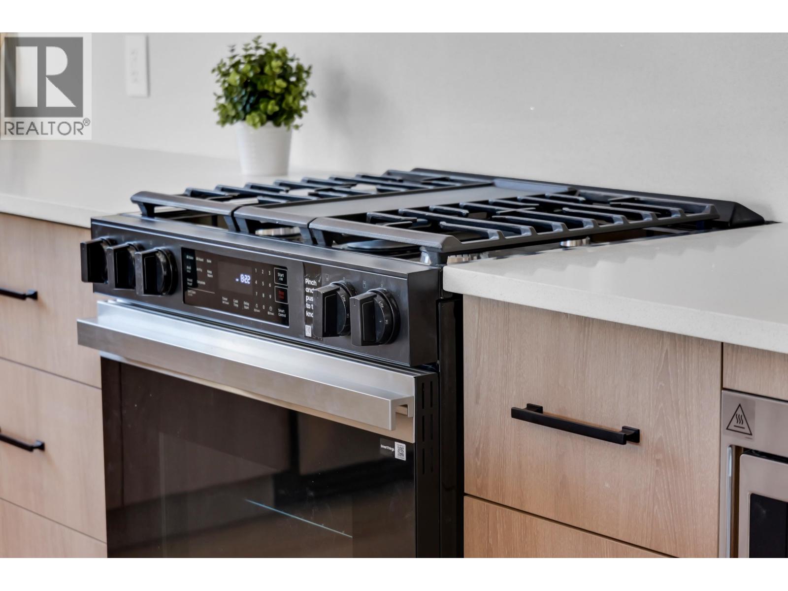 1352 JUDD ROAD, Squamish