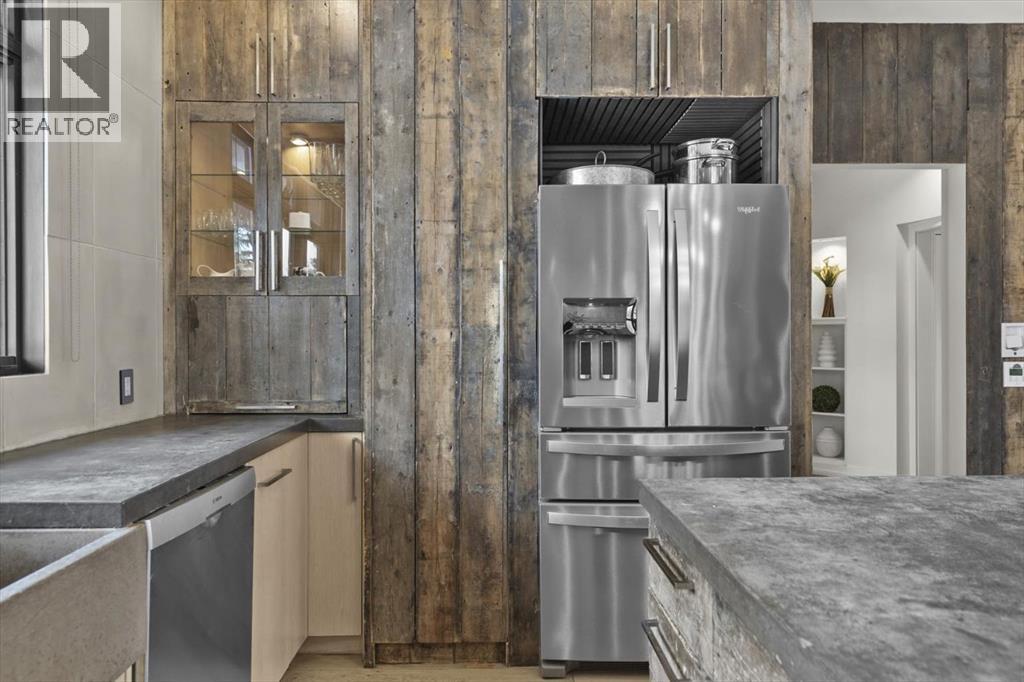 
          19 Bearspaw Summit Rise
            <br/>
            <span>Rural Rocky View County</span>
            , 
            <span>AB</span>
             <span>T3R1H2</span>
         - Photo 16