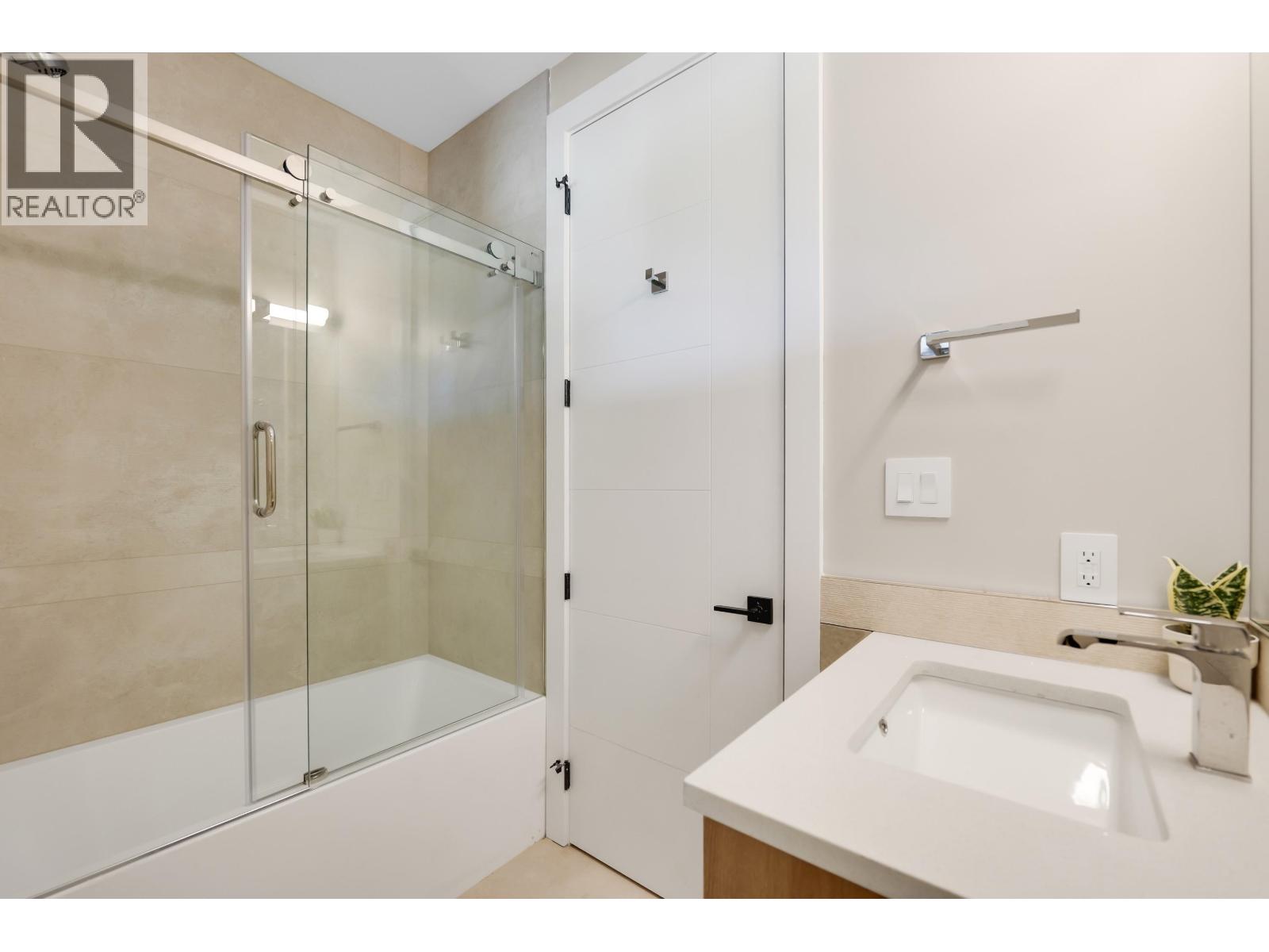 1352 JUDD ROAD, Squamish