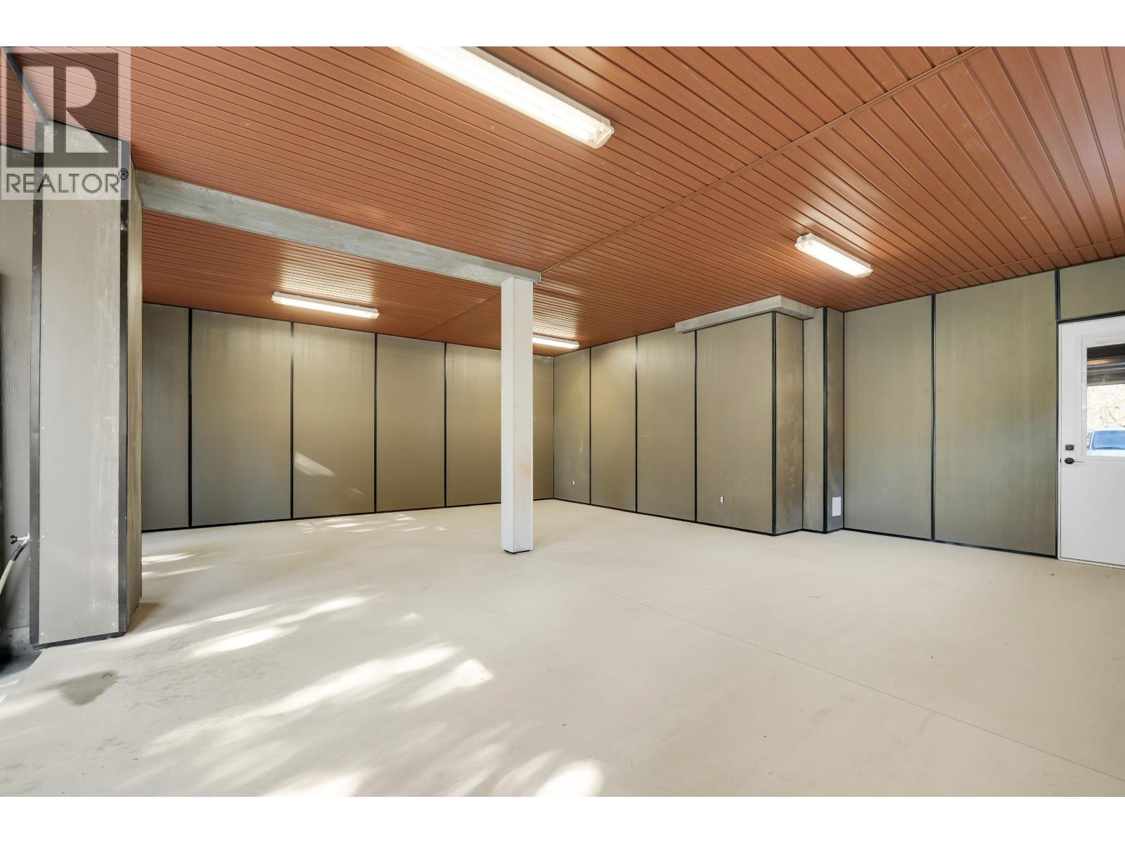 1352 JUDD ROAD, Squamish