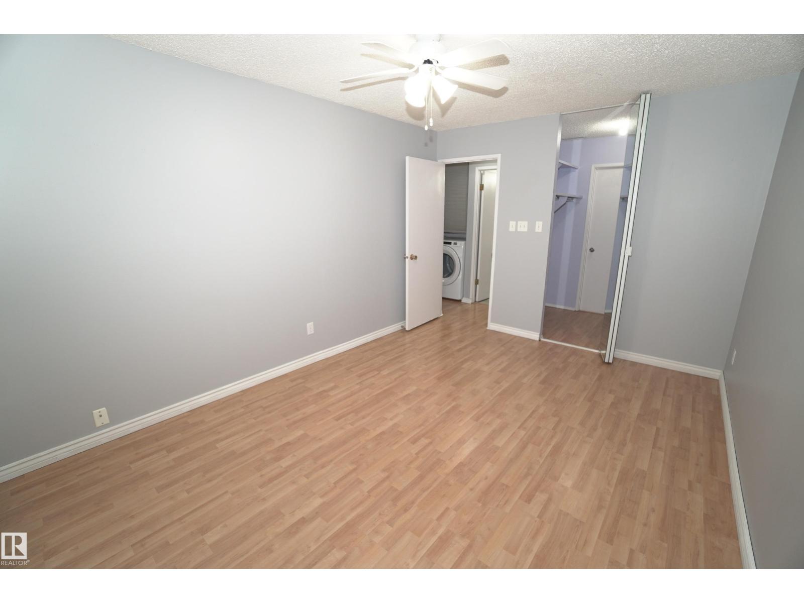 245 SURREY GARDENS NW - 16