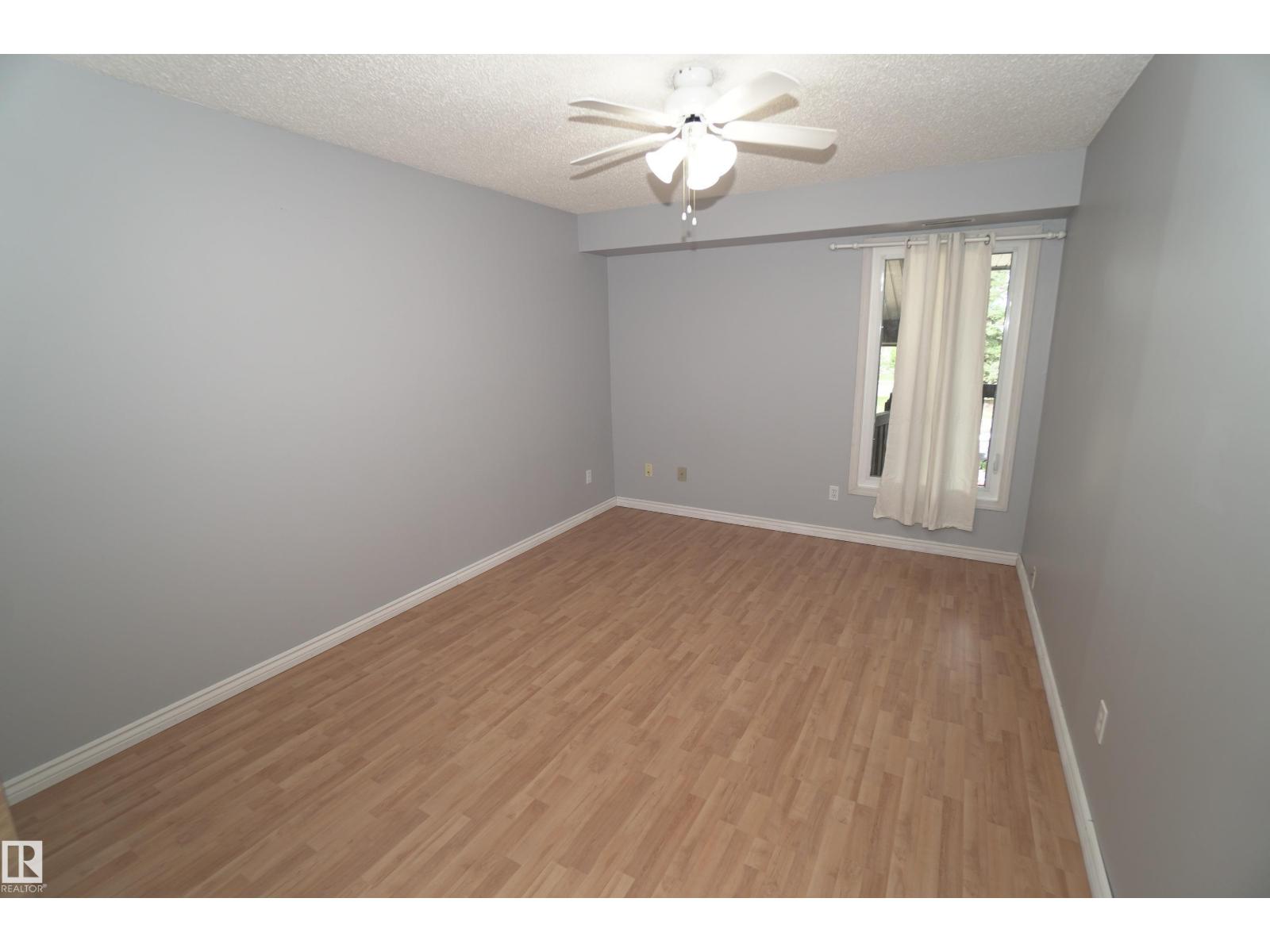245 SURREY GARDENS NW - 17