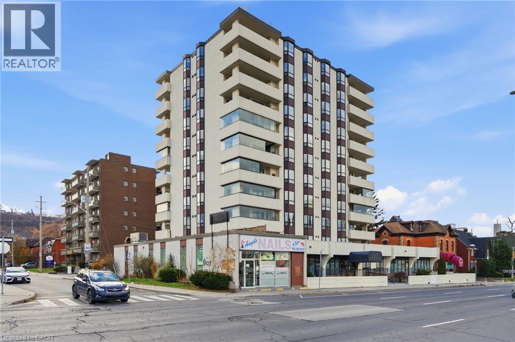 432 MAIN Street E Unit# 902