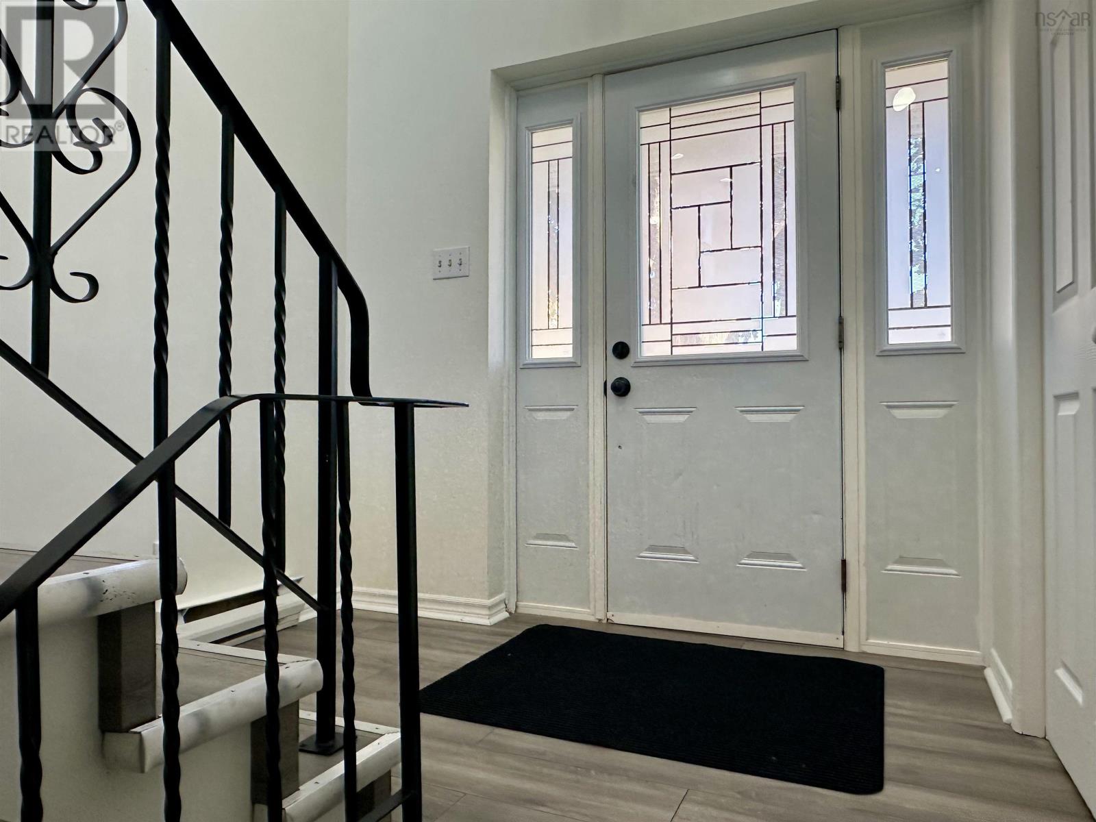 Property 11 of 48 of 14 Crescent Drive