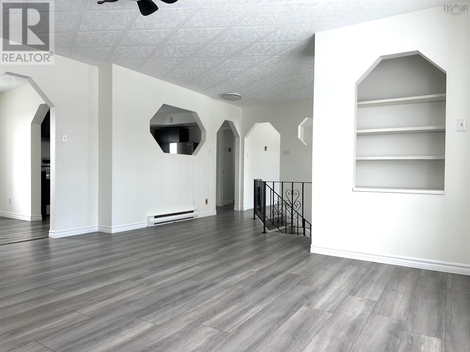 Property 15 of 48 of 14 Crescent Drive