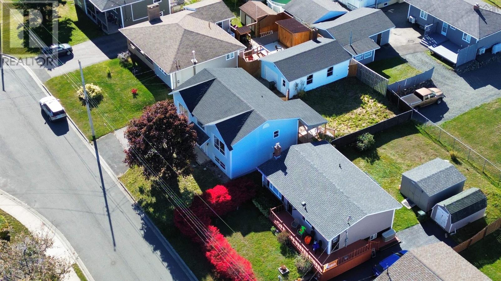 Property 6 of 48 of 14 Crescent Drive