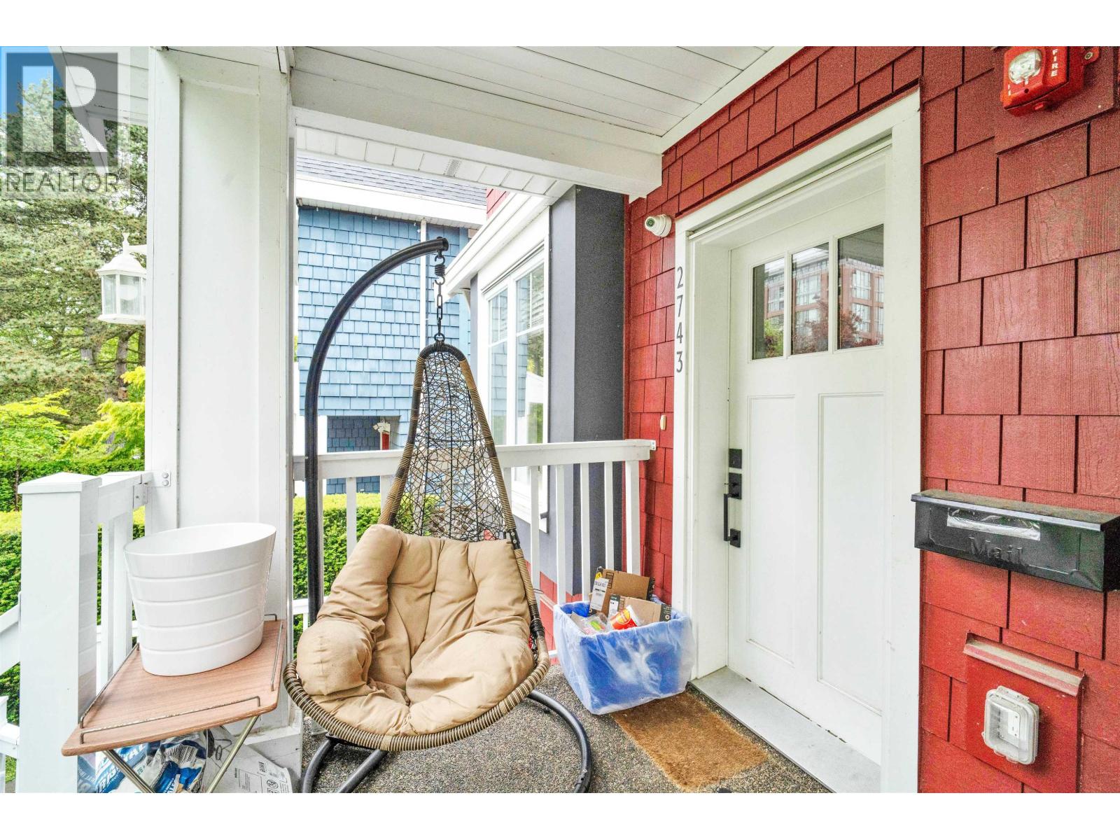 2743 DUKE STREET, Vancouver