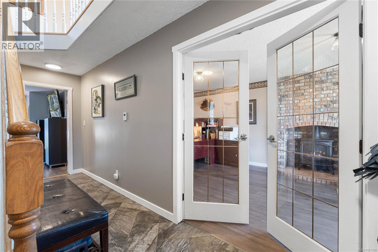 6244 Olympia Way, Nanaimo