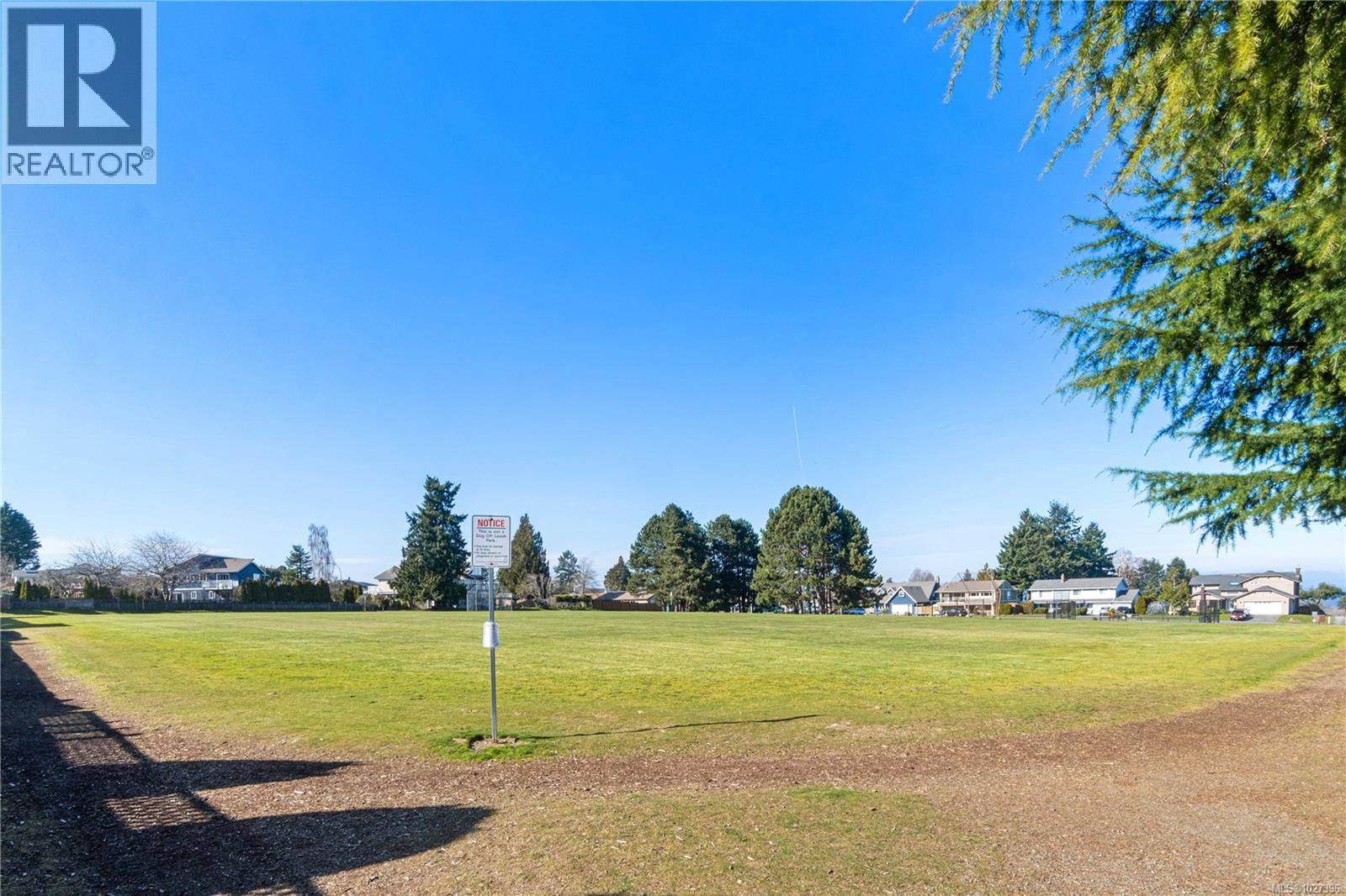 6244 Olympia Way, Nanaimo