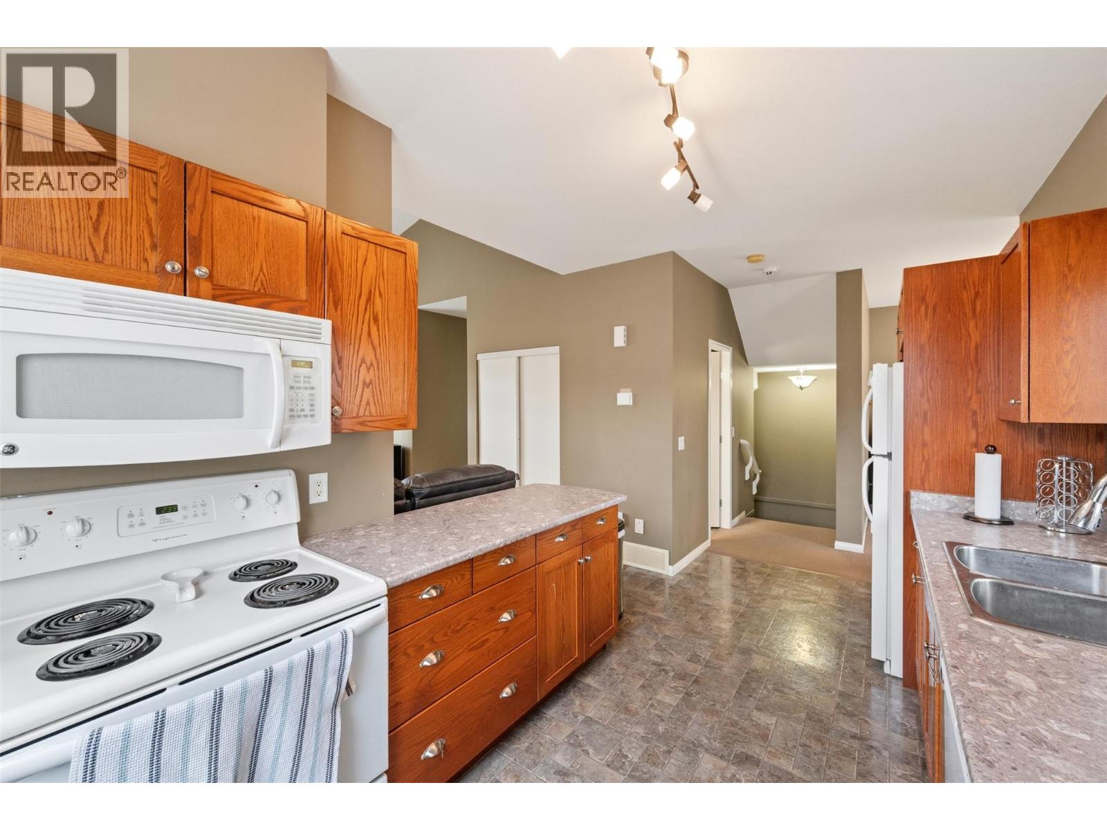 48 Galt Avenue Unit# 108, Penticton