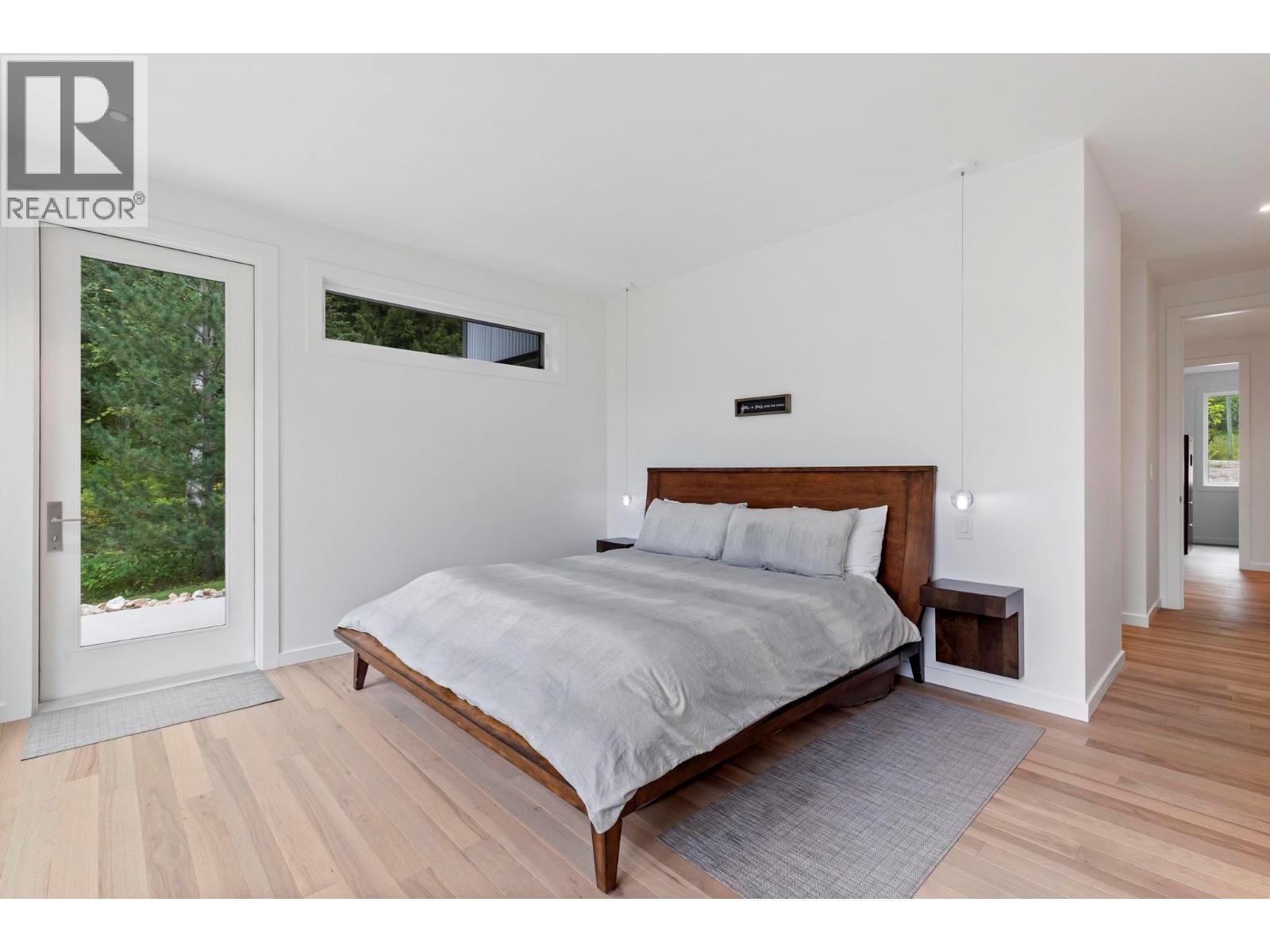 5147 Sunset Drive, Eagle Bay