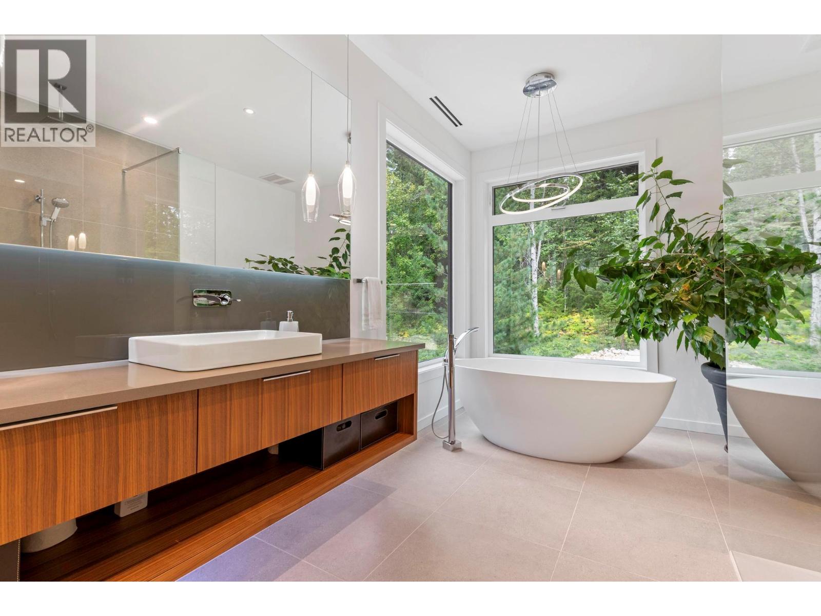 5147 Sunset Drive, Eagle Bay