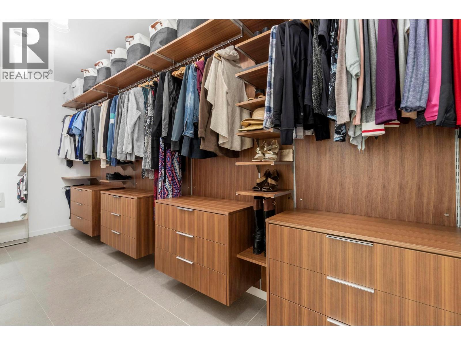 5147 Sunset Drive, Eagle Bay