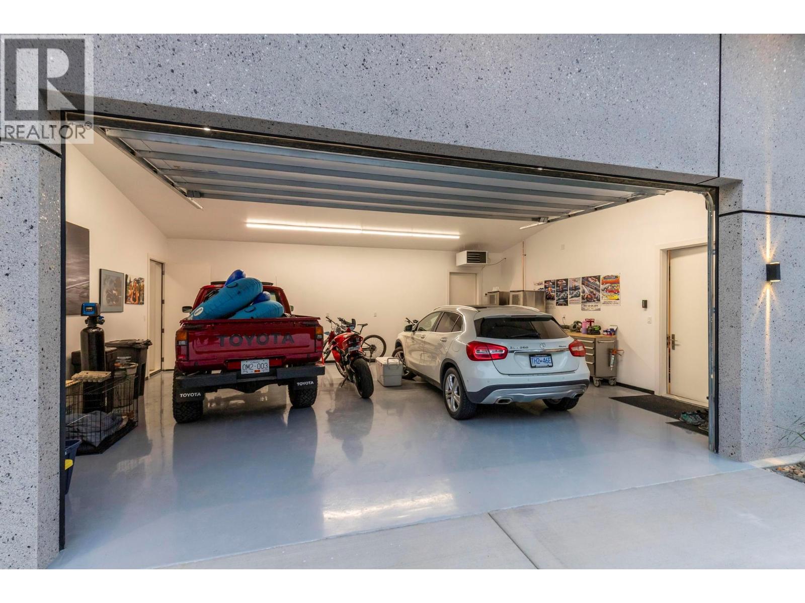 5147 Sunset Drive, Eagle Bay