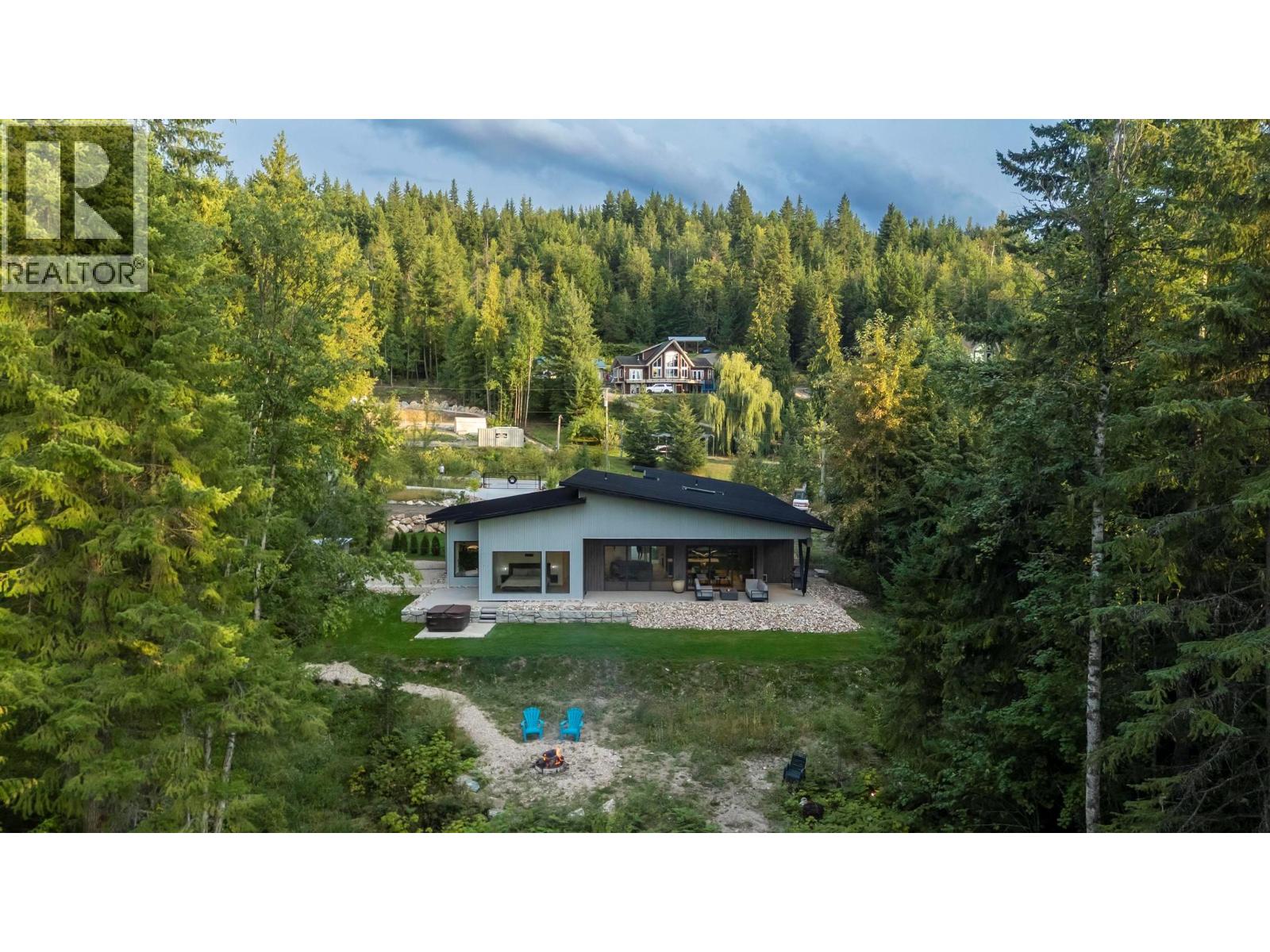 5147 Sunset Drive, Eagle Bay