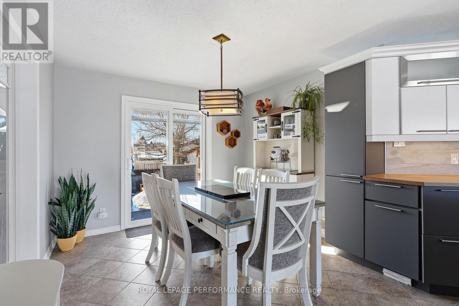 66 FAUCHER BOULEVARD - 10