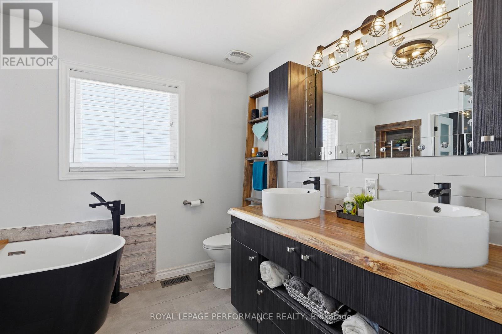 66 FAUCHER BOULEVARD - 19