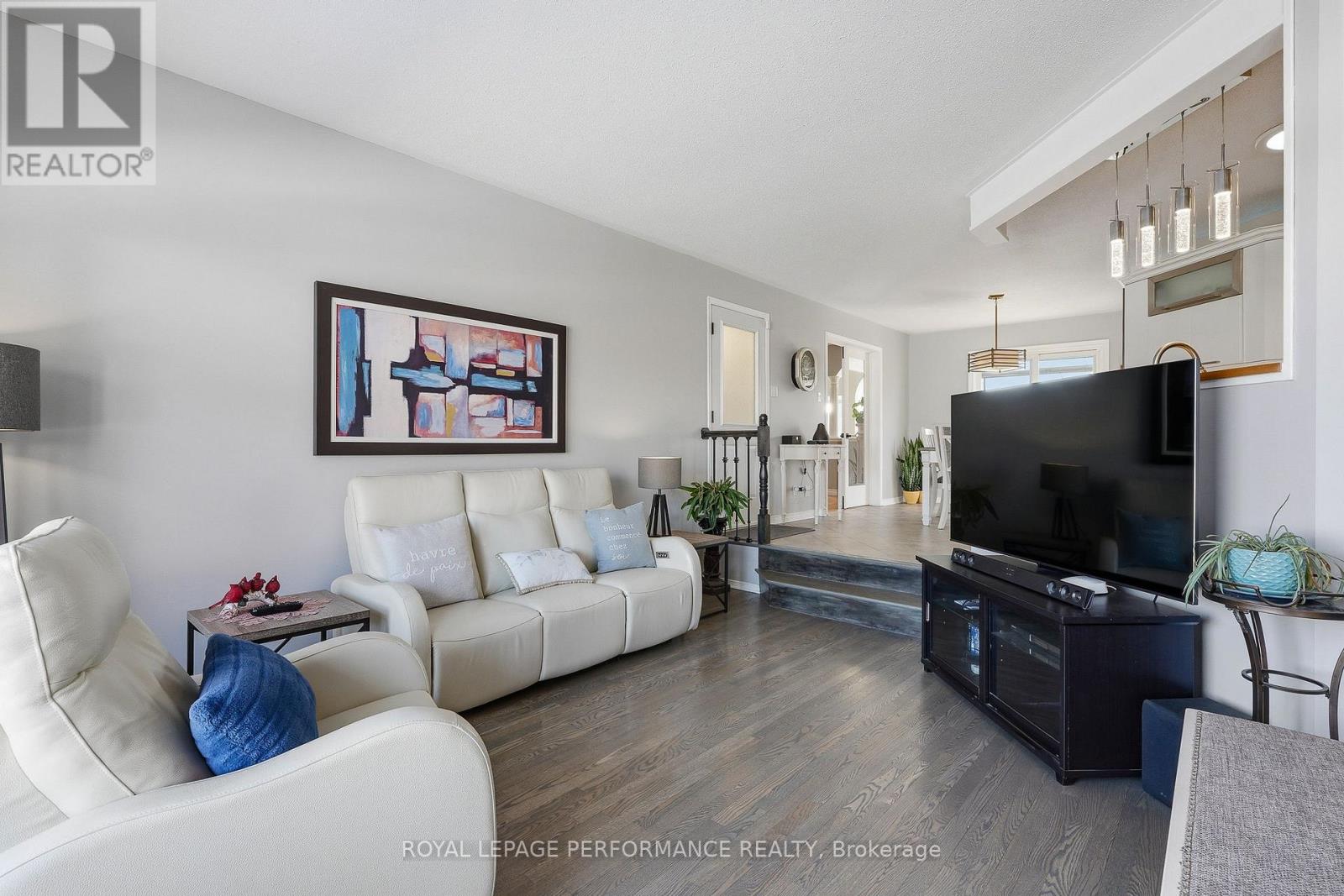 66 FAUCHER BOULEVARD - 4