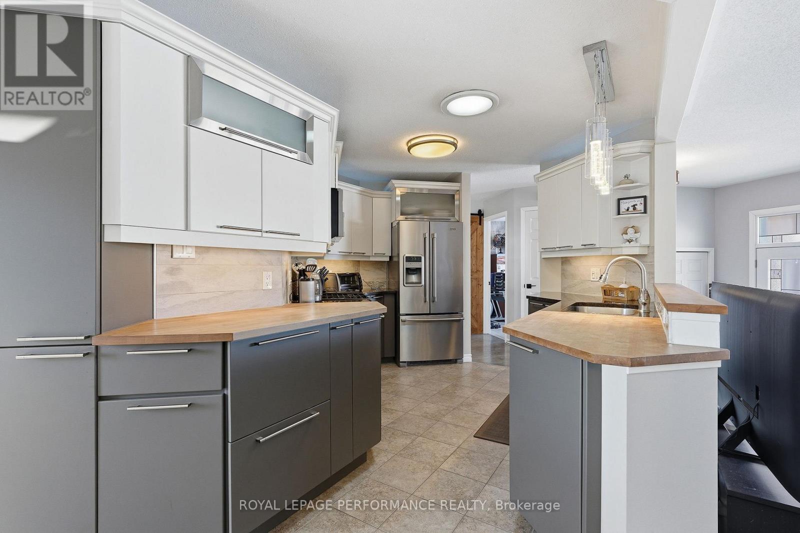 66 FAUCHER BOULEVARD - 7