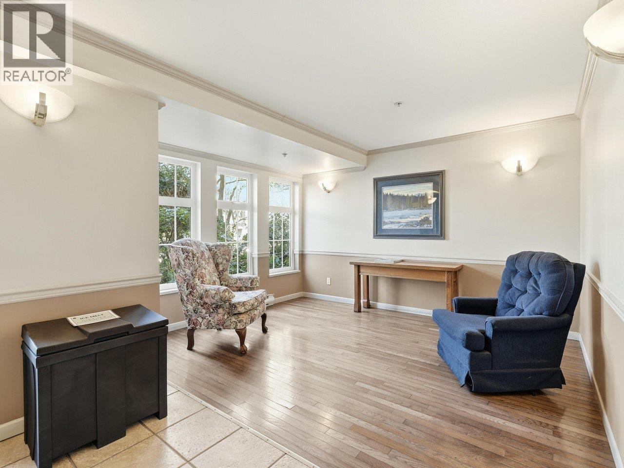 #206-5556 14 Avenue, Delta