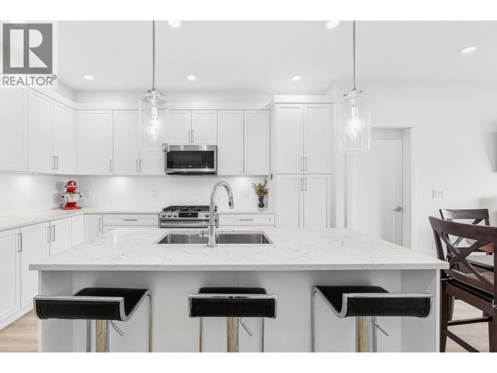 406 11865 227 STREET, Maple Ridge