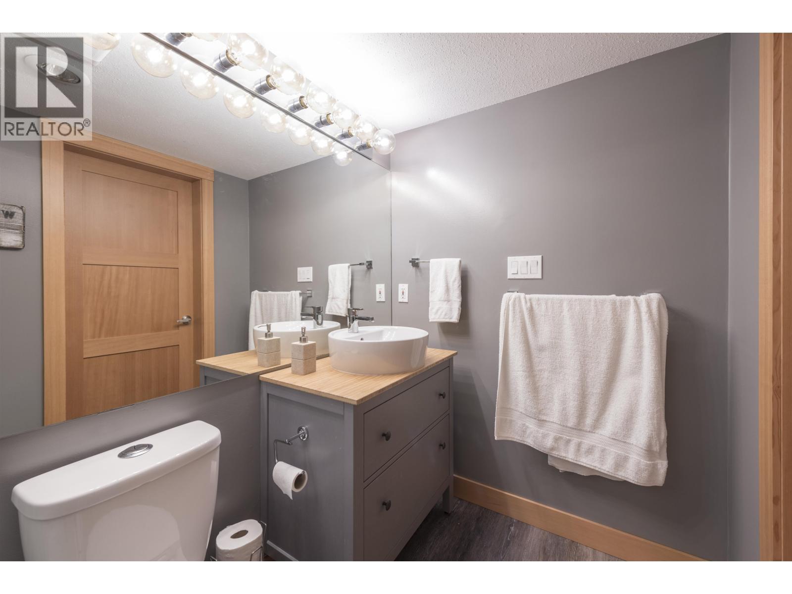 433 4314 MAIN STREET, Whistler