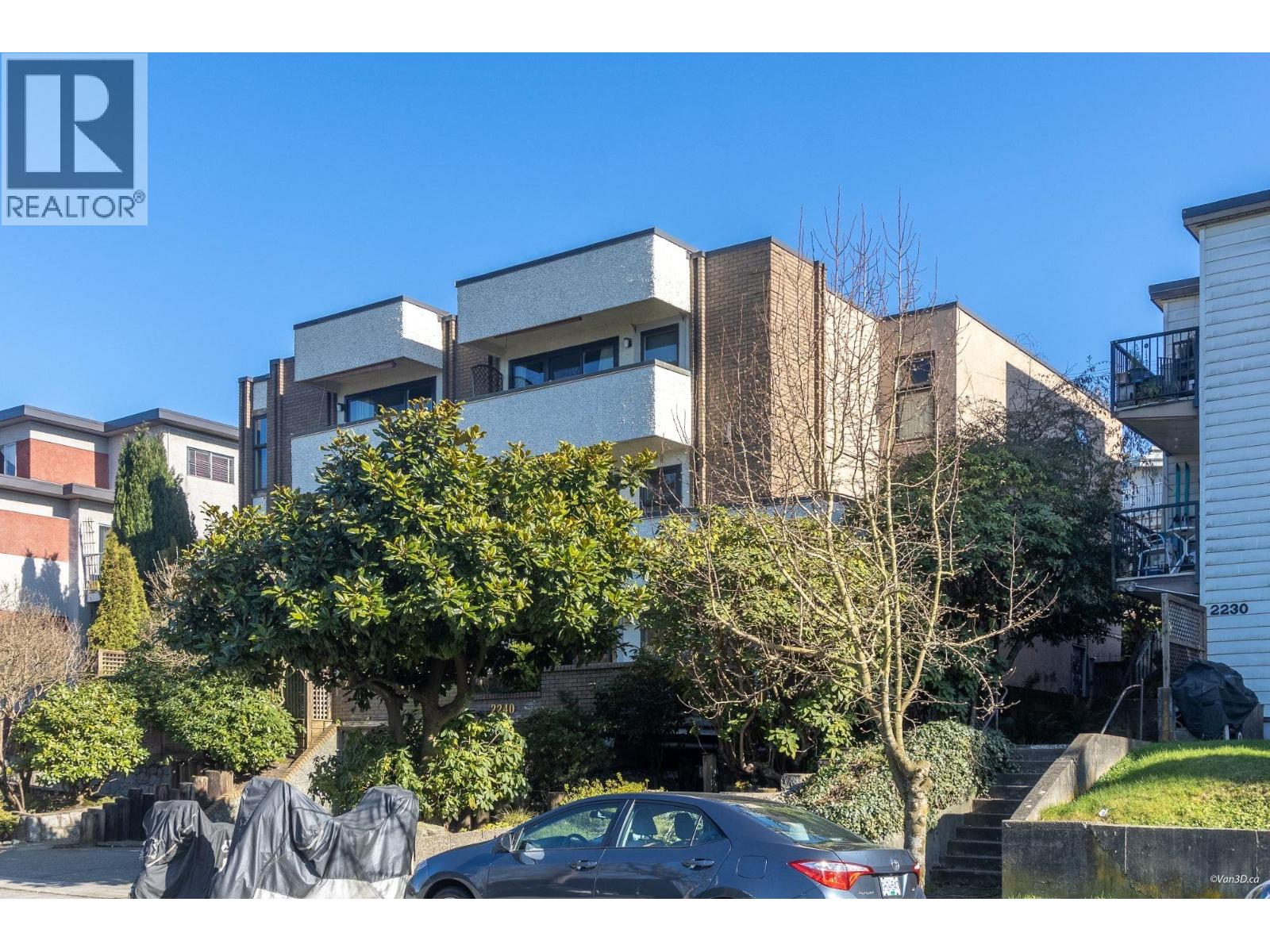 101 2240 WALL Street - main photo