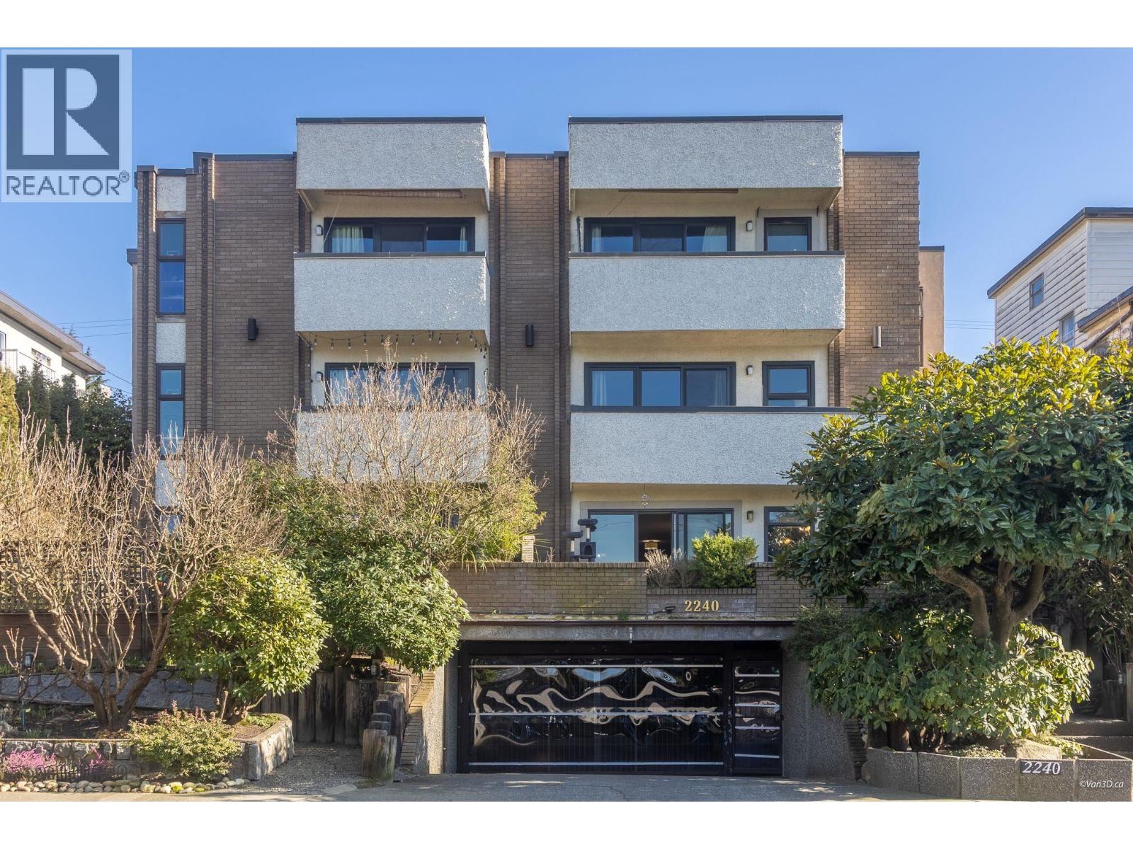 101 2240 WALL Street - photo 2