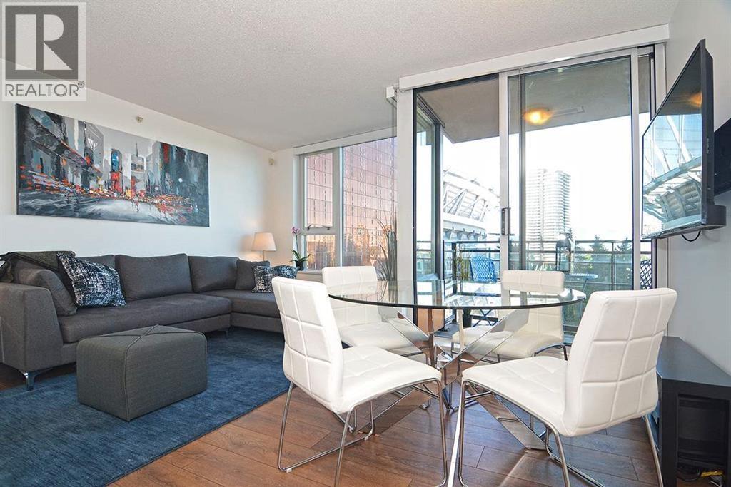 801 33 SMITHE STREET, West Vancouver