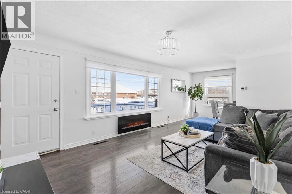1300 BARTON STREET - 7