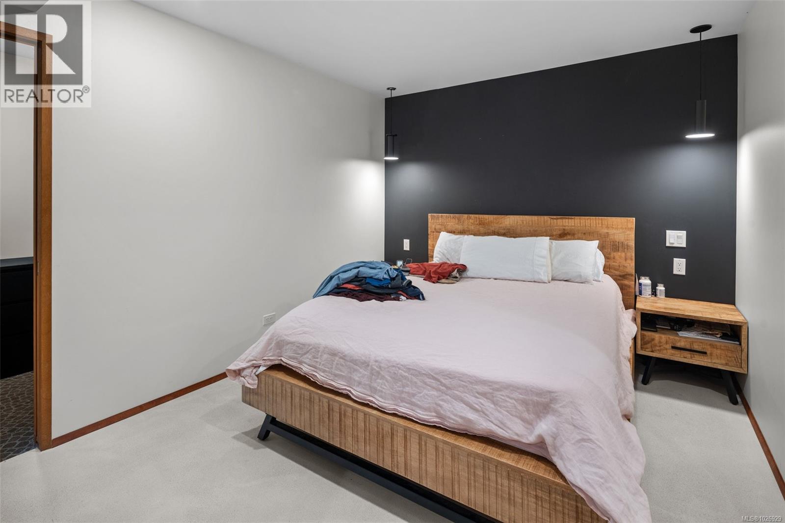 6110 Grieve Rd, Duncan