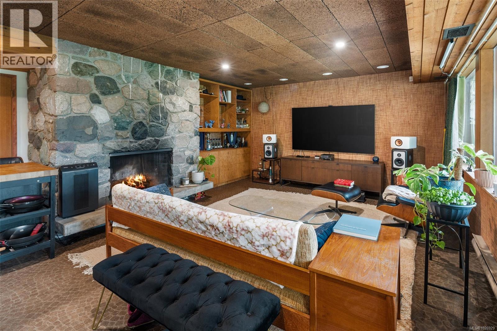 6110 Grieve Rd, Duncan