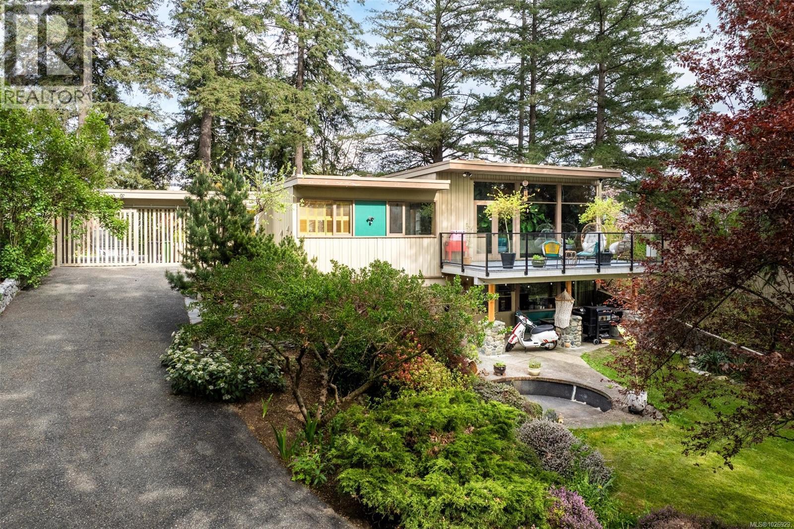 6110 Grieve Rd, Duncan