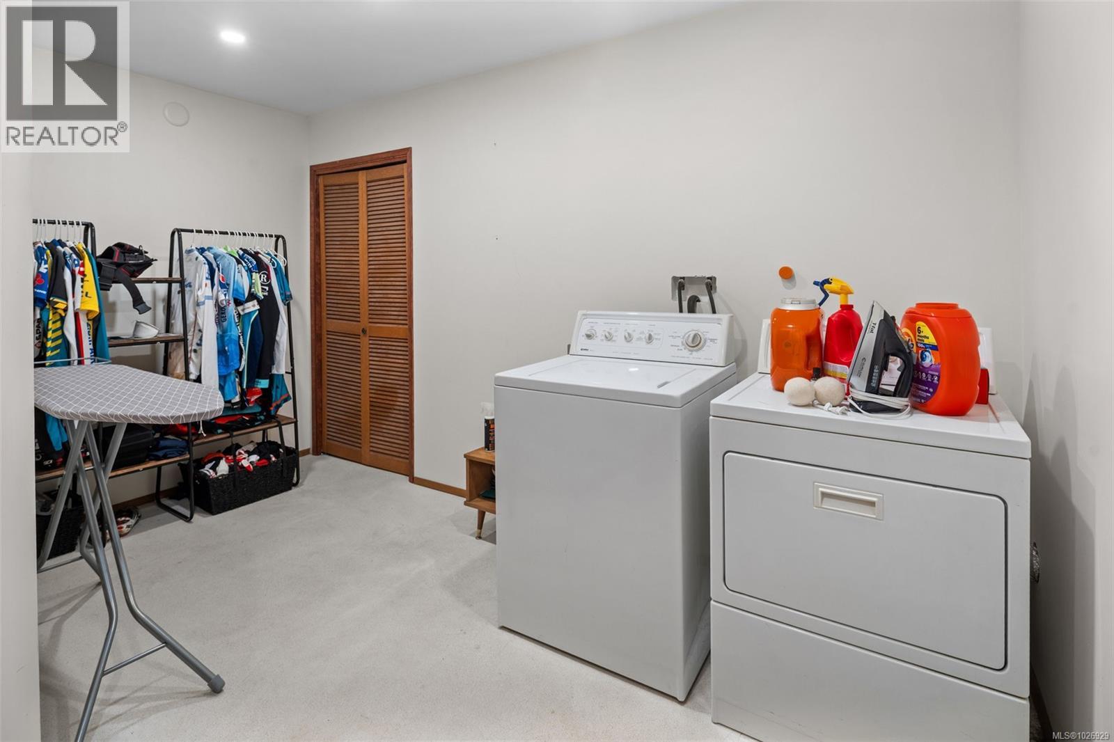 6110 Grieve Rd, Duncan