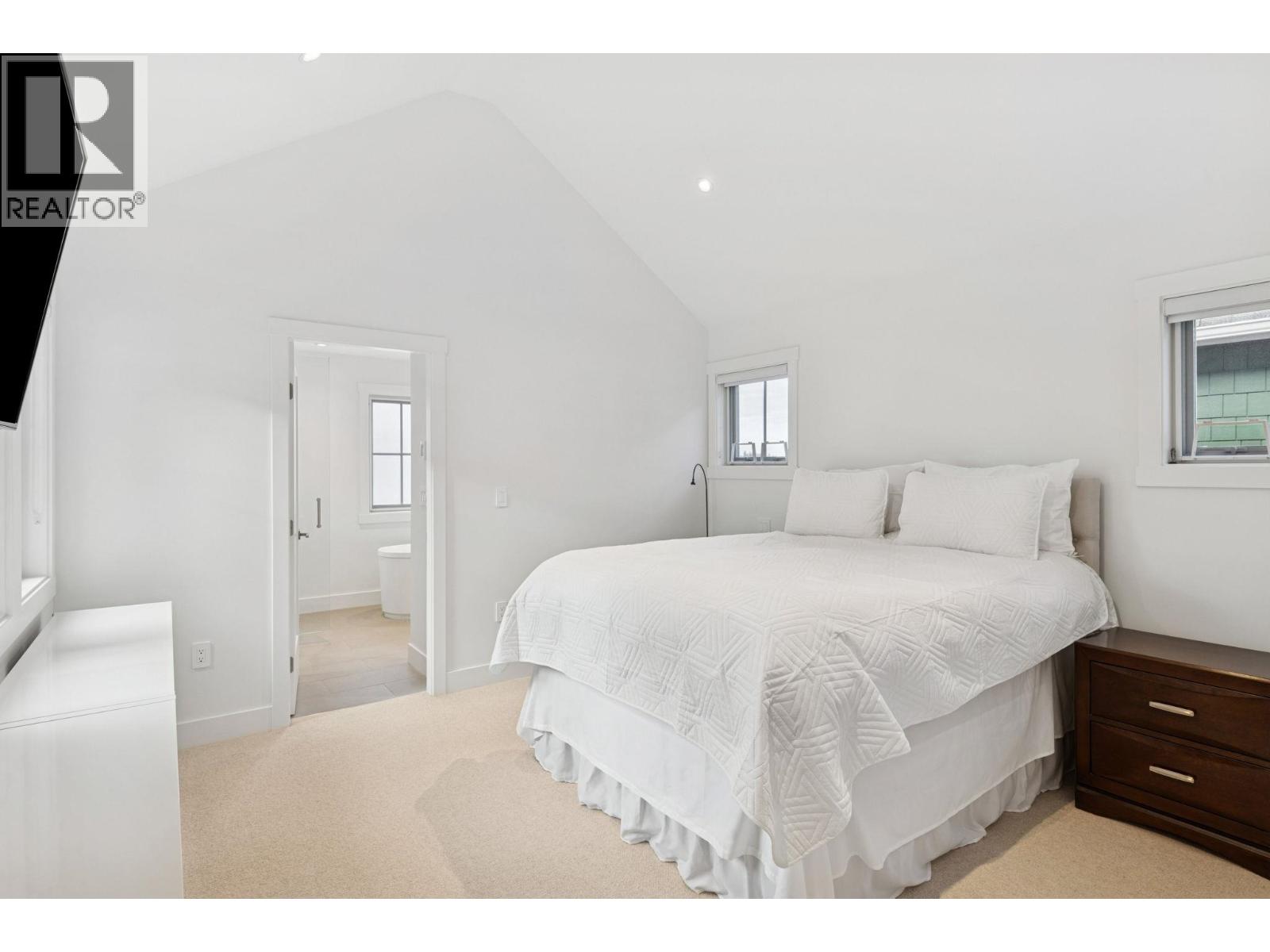 387 RIDGE Street, Tsawwassen